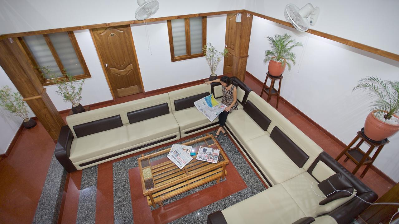 Roses Inn Fortkochi Buitenkant foto