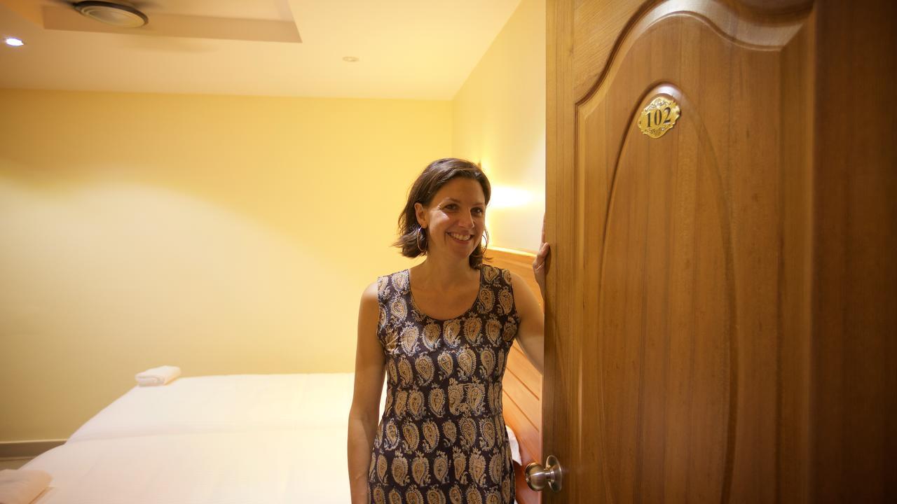 Roses Inn Fortkochi Buitenkant foto